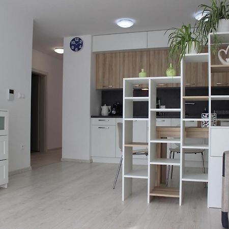 Leo Apartment Free Parking!!! Bratislava Dış mekan fotoğraf